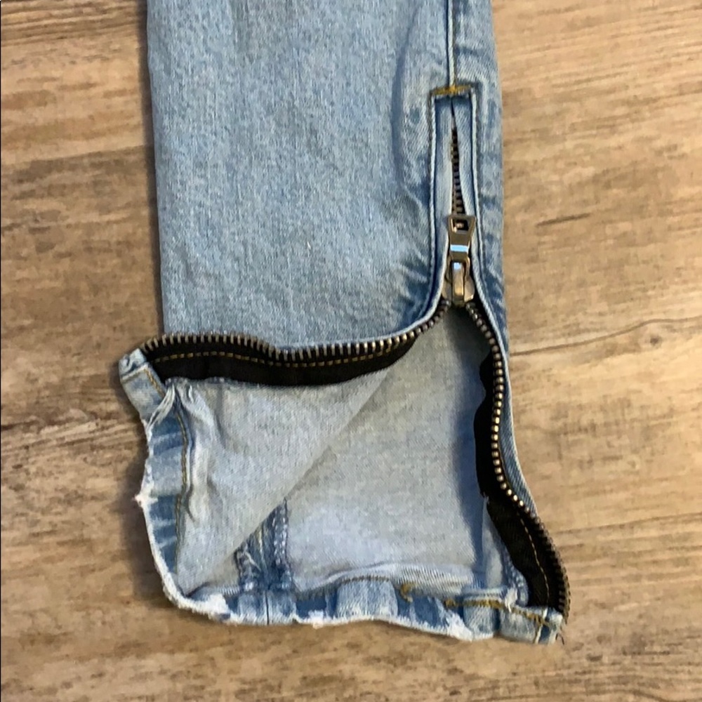 Skinny Destroyed Men’s Jeans - Picture 4 of 5